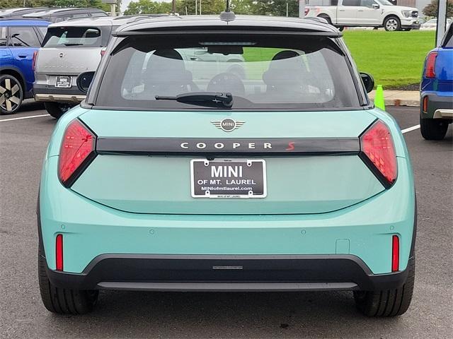 new 2025 MINI Hardtop car, priced at $37,230