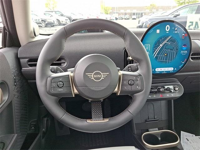 new 2025 MINI Hardtop car, priced at $37,595