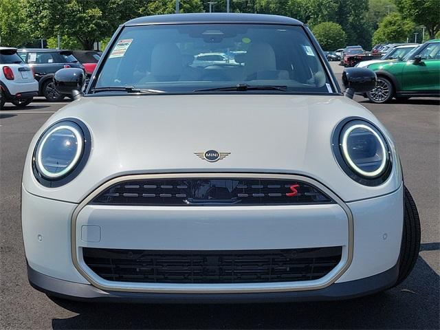 new 2025 MINI Hardtop car, priced at $36,830