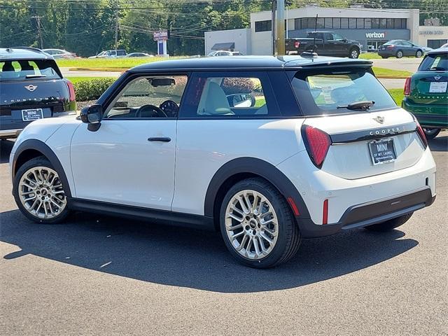 new 2025 MINI Hardtop car, priced at $36,255