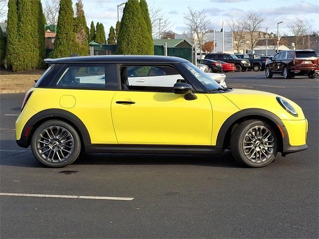 new 2025 MINI Hardtop car, priced at $35,980