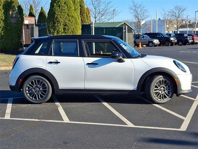 new 2025 MINI Hardtop car, priced at $37,695