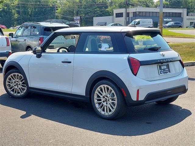 new 2025 MINI Hardtop car, priced at $36,595