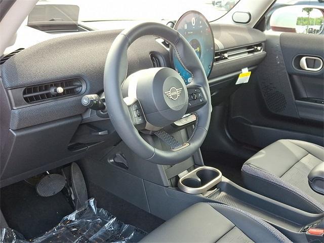 used 2025 MINI Hardtop car, priced at $27,999