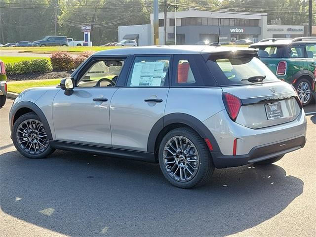 new 2025 MINI Hardtop car, priced at $36,595