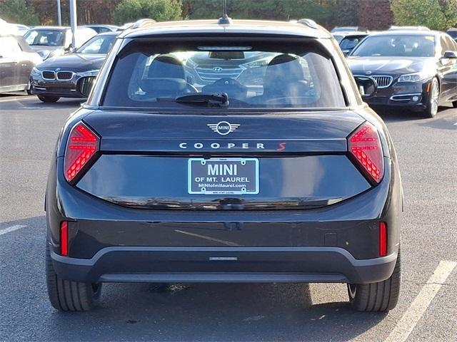 new 2025 MINI Hardtop car, priced at $37,845