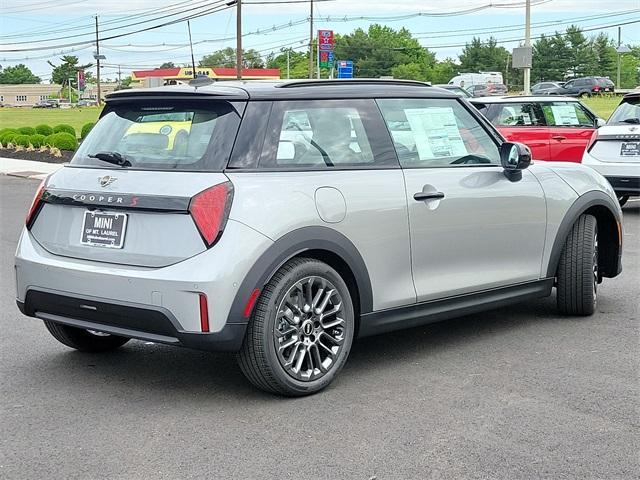 new 2025 MINI Hardtop car, priced at $35,845