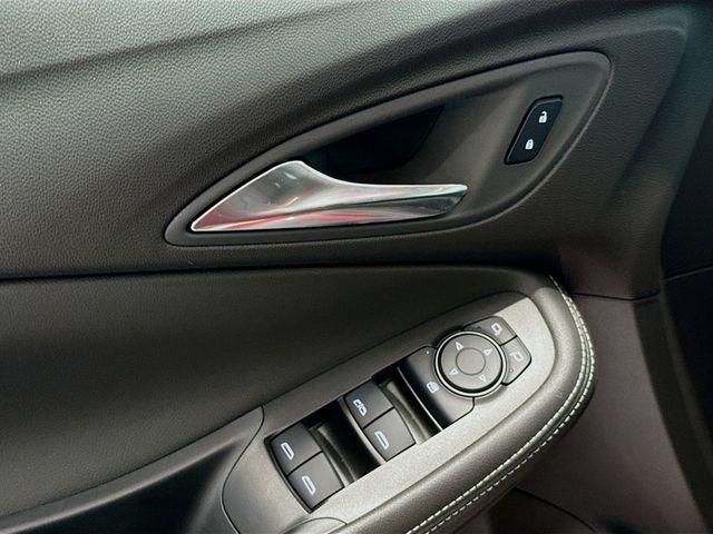 new 2025 Buick Encore GX car, priced at $27,875