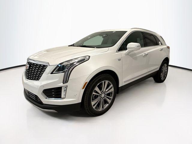 new 2025 Cadillac XT5 car, priced at $60,015