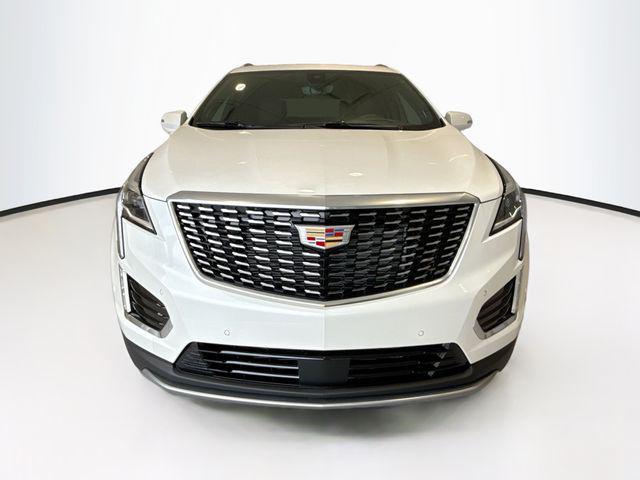 new 2025 Cadillac XT5 car, priced at $60,015