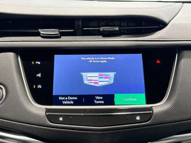 new 2025 Cadillac XT5 car, priced at $60,015