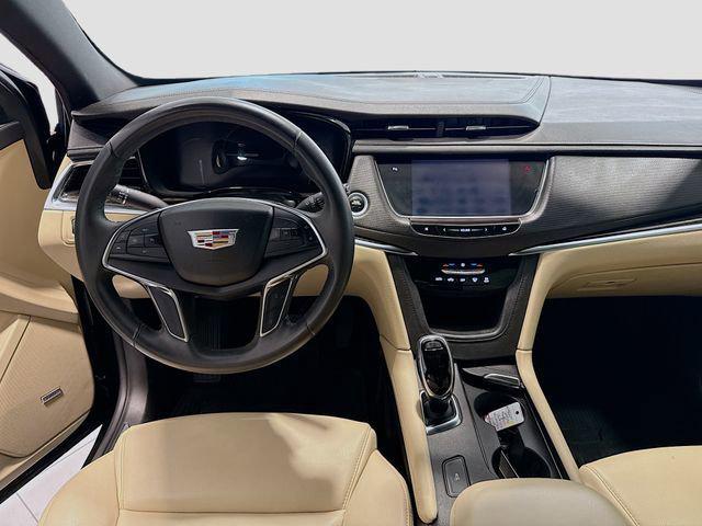 used 2017 Cadillac XT5 car, priced at $14,500