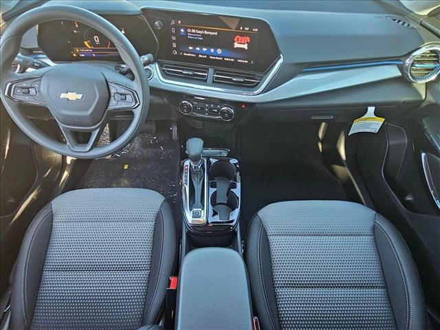 new 2025 Chevrolet Trax car, priced at $22,990