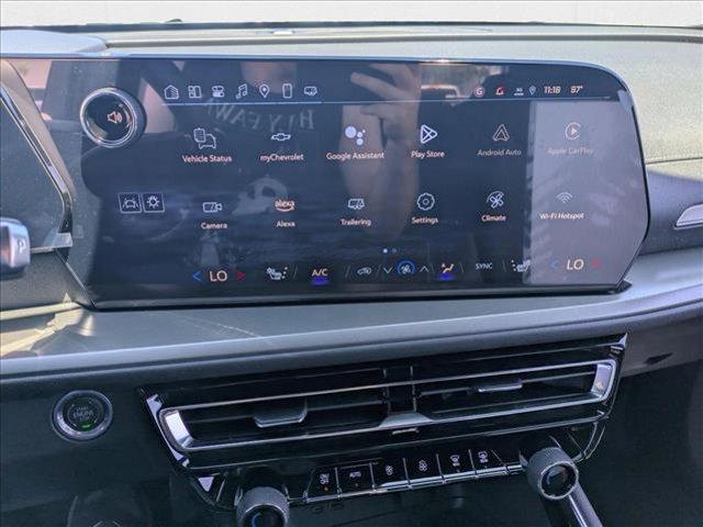 new 2025 Chevrolet Traverse car, priced at $42,990