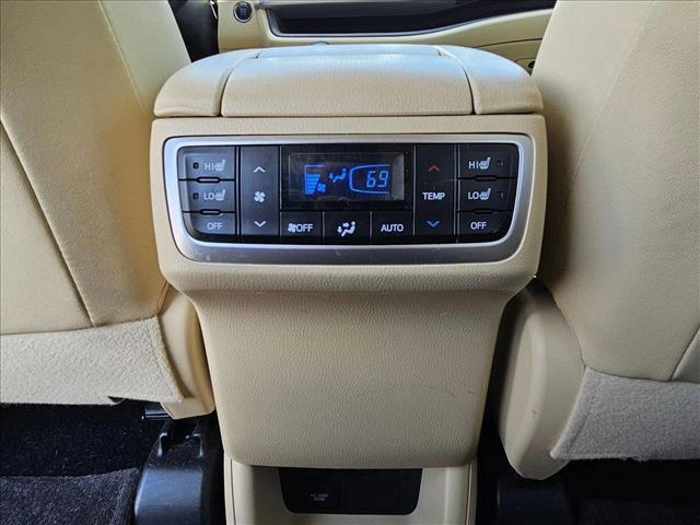 used 2018 Toyota Highlander car, priced at $30,725
