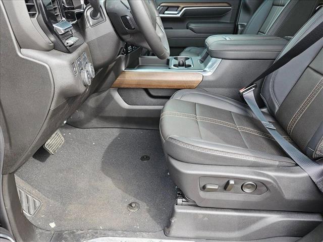 new 2025 Chevrolet Silverado 2500 car, priced at $81,990