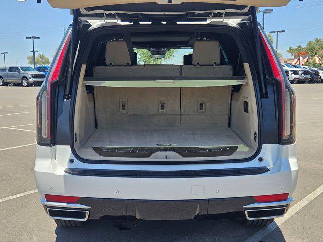 used 2021 Cadillac Escalade ESV car, priced at $58,791