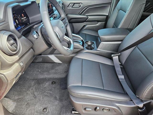 new 2025 Chevrolet Colorado car, priced at $39,990