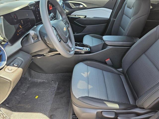 new 2025 Chevrolet Trax car, priced at $20,990