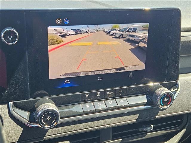 new 2025 Chevrolet Colorado car, priced at $29,990