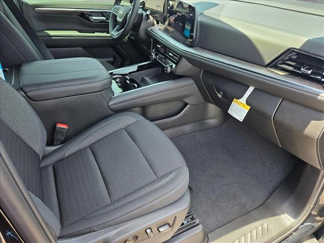 new 2025 Chevrolet Suburban car, priced at $67,671