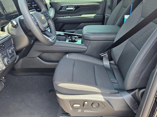 new 2025 Chevrolet Suburban car, priced at $67,671