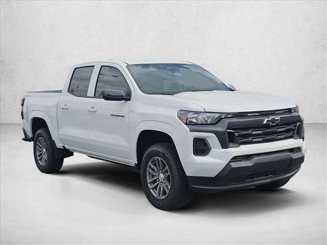 new 2025 Chevrolet Colorado car, priced at $32,490