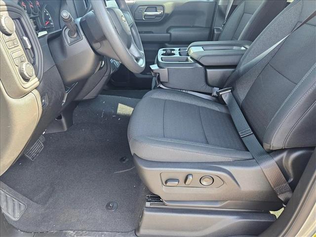 new 2025 Chevrolet Silverado 1500 car, priced at $45,382