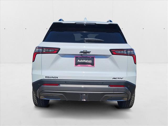 new 2026 Chevrolet Equinox car, priced at $32,990
