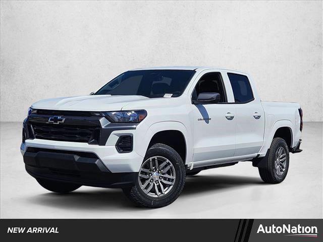 new 2026 Chevrolet Colorado car, priced at $32,990