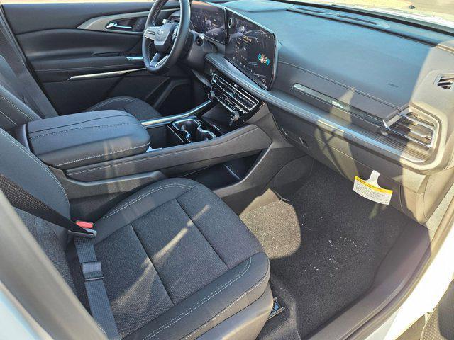 new 2025 Chevrolet Traverse car, priced at $45,055