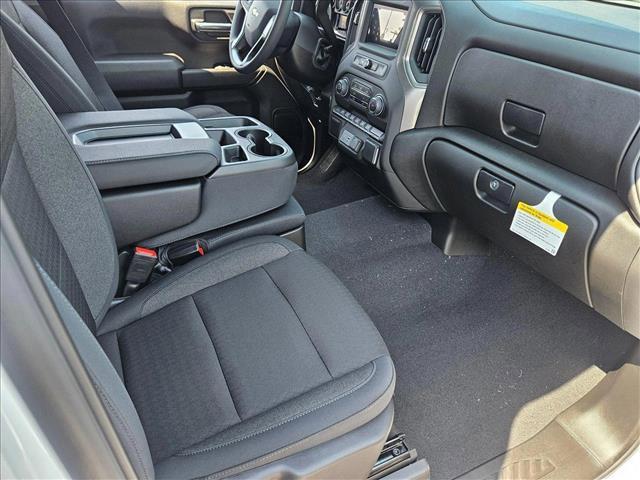 new 2025 Chevrolet Silverado 1500 car, priced at $35,990