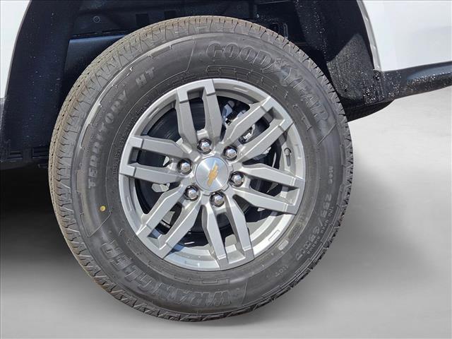 new 2026 Chevrolet Colorado car, priced at $35,990