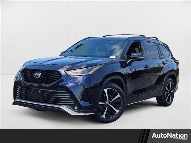used 2021 Toyota Highlander car, priced at $30,992