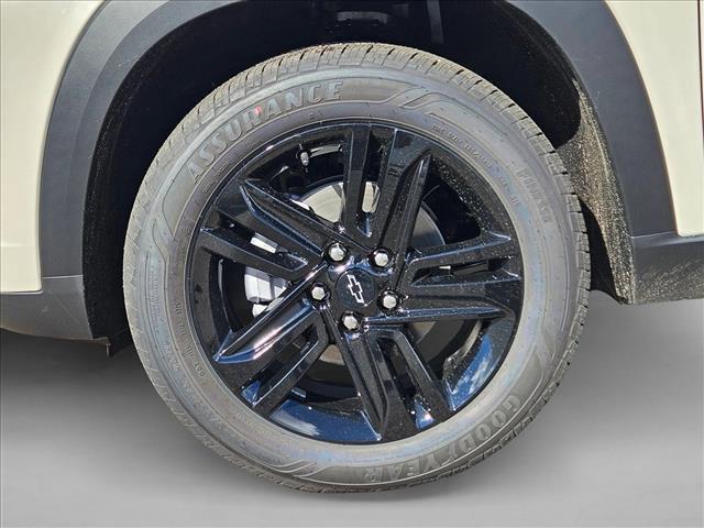 new 2026 Chevrolet Trax car, priced at $27,359