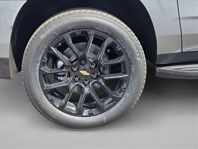 new 2026 Chevrolet Suburban car, priced at $87,990