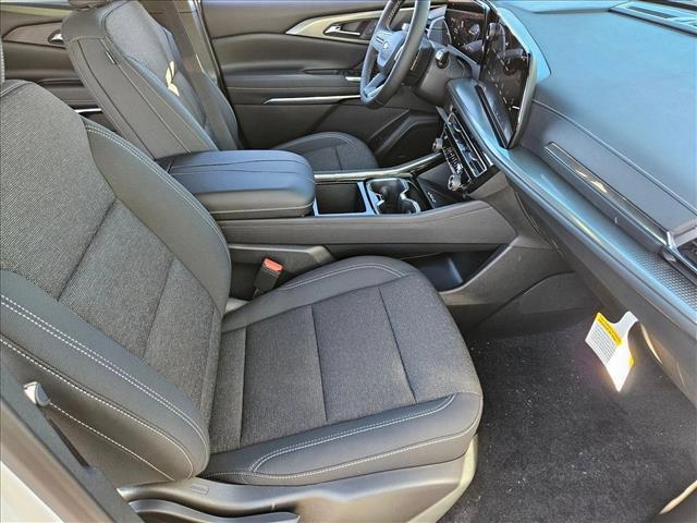 new 2026 Chevrolet Traverse car, priced at $38,990