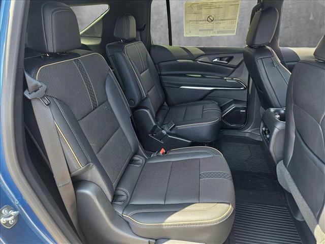 new 2025 Chevrolet Traverse car, priced at $54,990