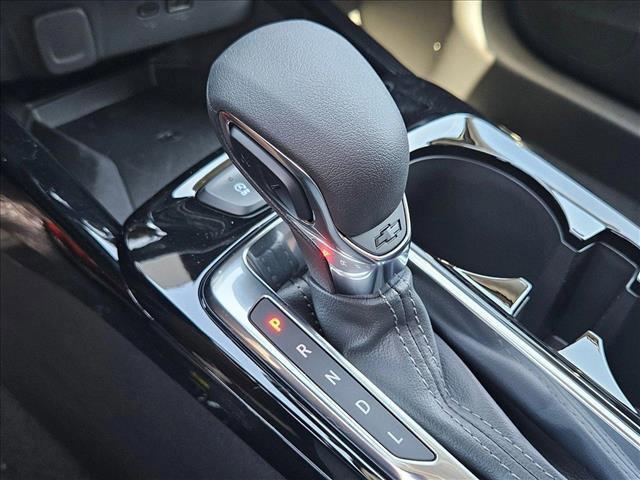 new 2025 Chevrolet Trax car, priced at $23,990