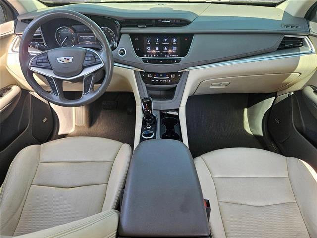 used 2021 Cadillac XT5 car, priced at $26,992