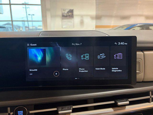 used 2025 Hyundai Santa Fe car, priced at $28,915