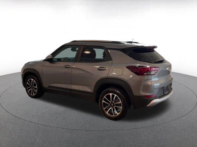 used 2024 Chevrolet TrailBlazer car, priced at $21,367