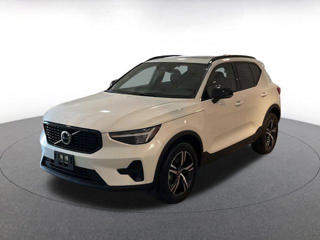 used 2024 Volvo XC40 car, priced at $25,694