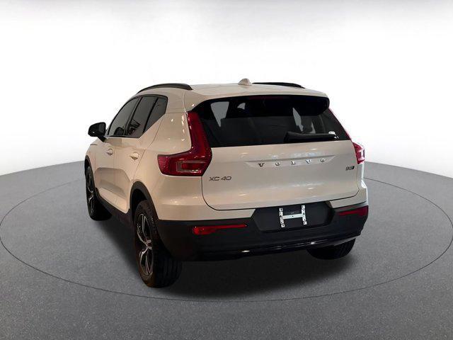 used 2024 Volvo XC40 car, priced at $25,694