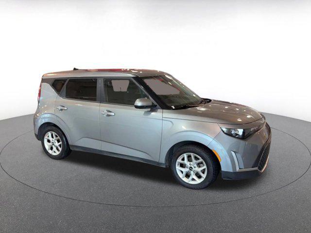 used 2023 Kia Soul car, priced at $13,817