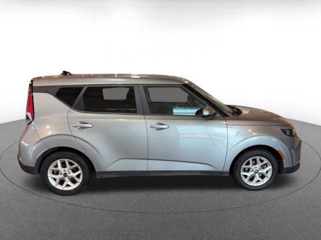 used 2023 Kia Soul car, priced at $13,817