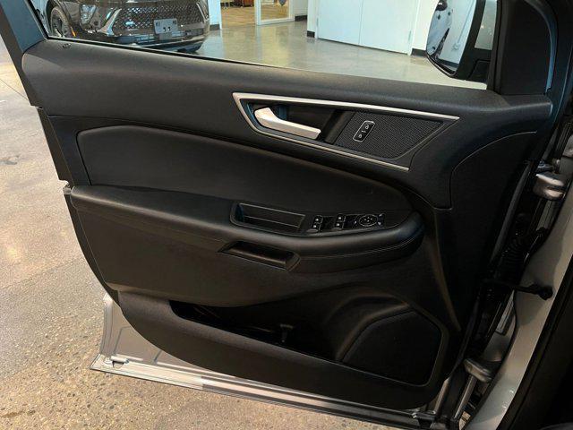 used 2024 Ford Edge car, priced at $25,589