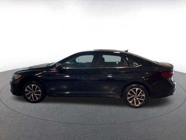 used 2024 Volkswagen Jetta car, priced at $16,815