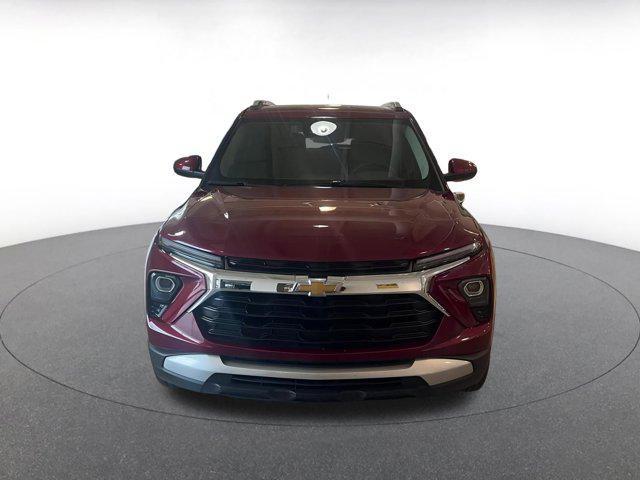 used 2025 Chevrolet TrailBlazer car, priced at $22,504