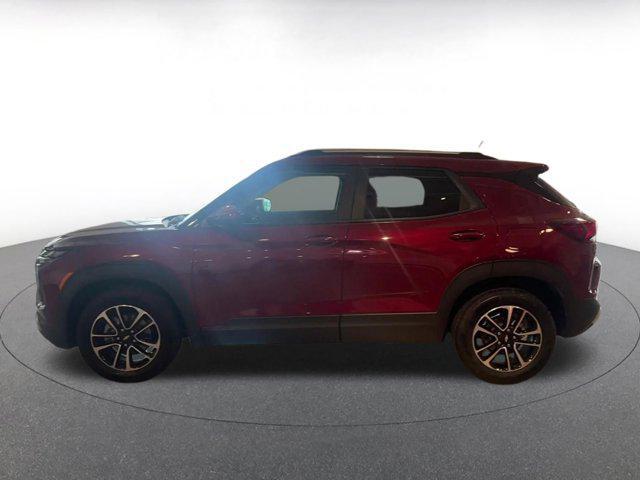 used 2025 Chevrolet TrailBlazer car, priced at $22,504